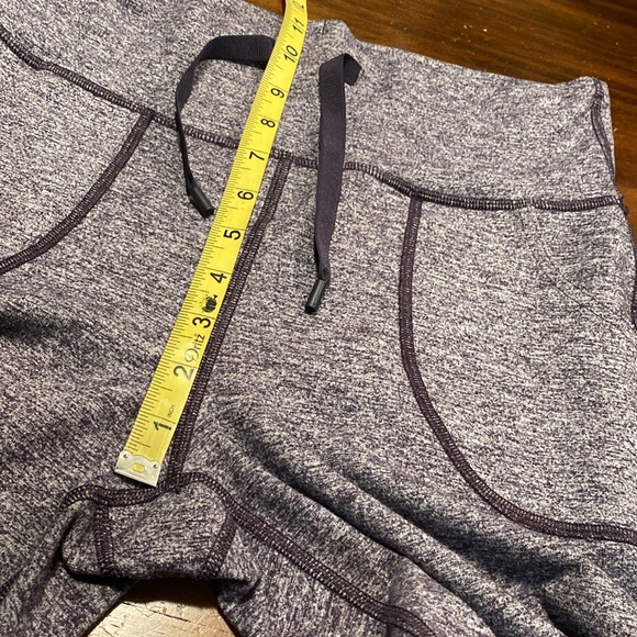 LULULEMON PURPLE HEATHER HIGH WAISTED JOGGERS🖤 - Picture 3 of 13
